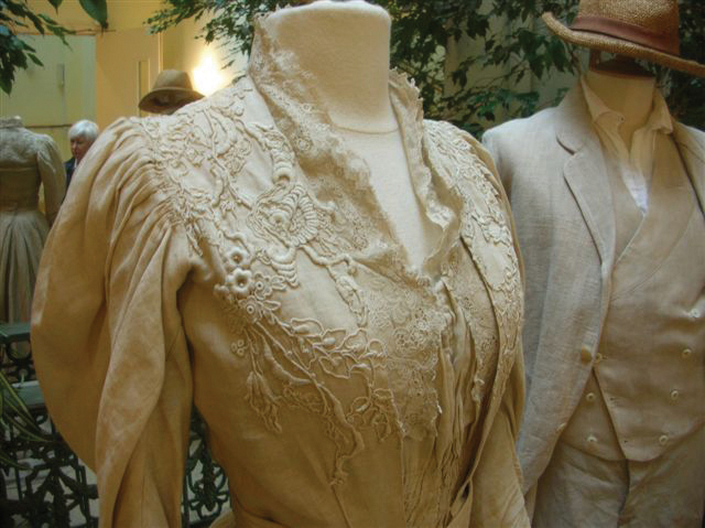 Edwardian lace Cosprop