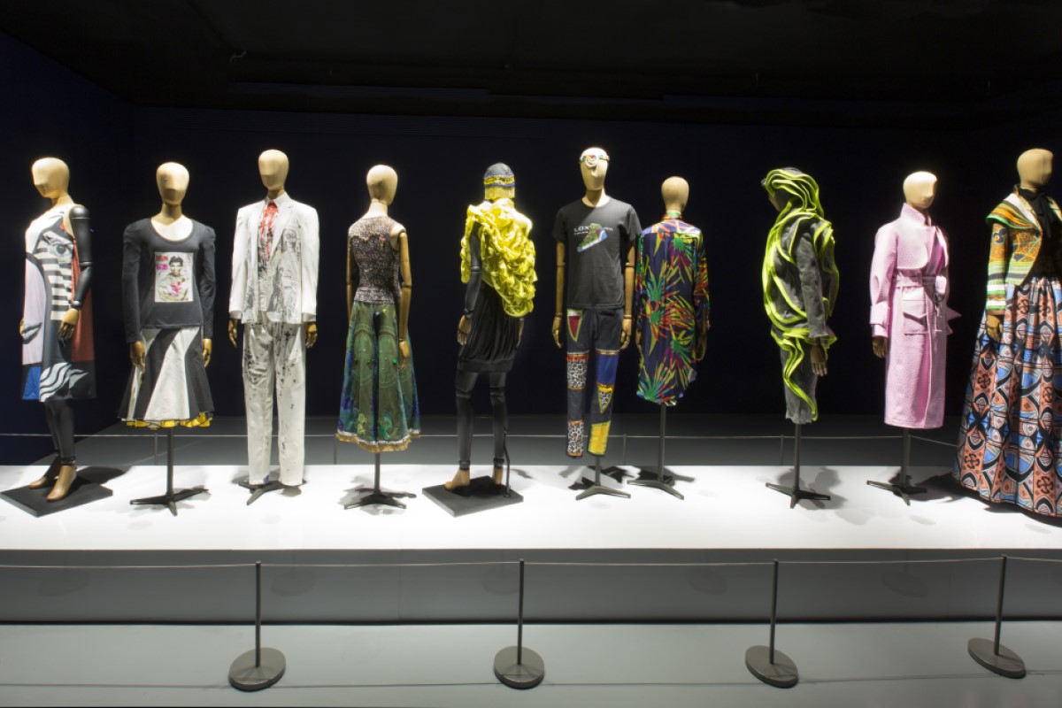 Exhibiting Fashion - The Costume Society