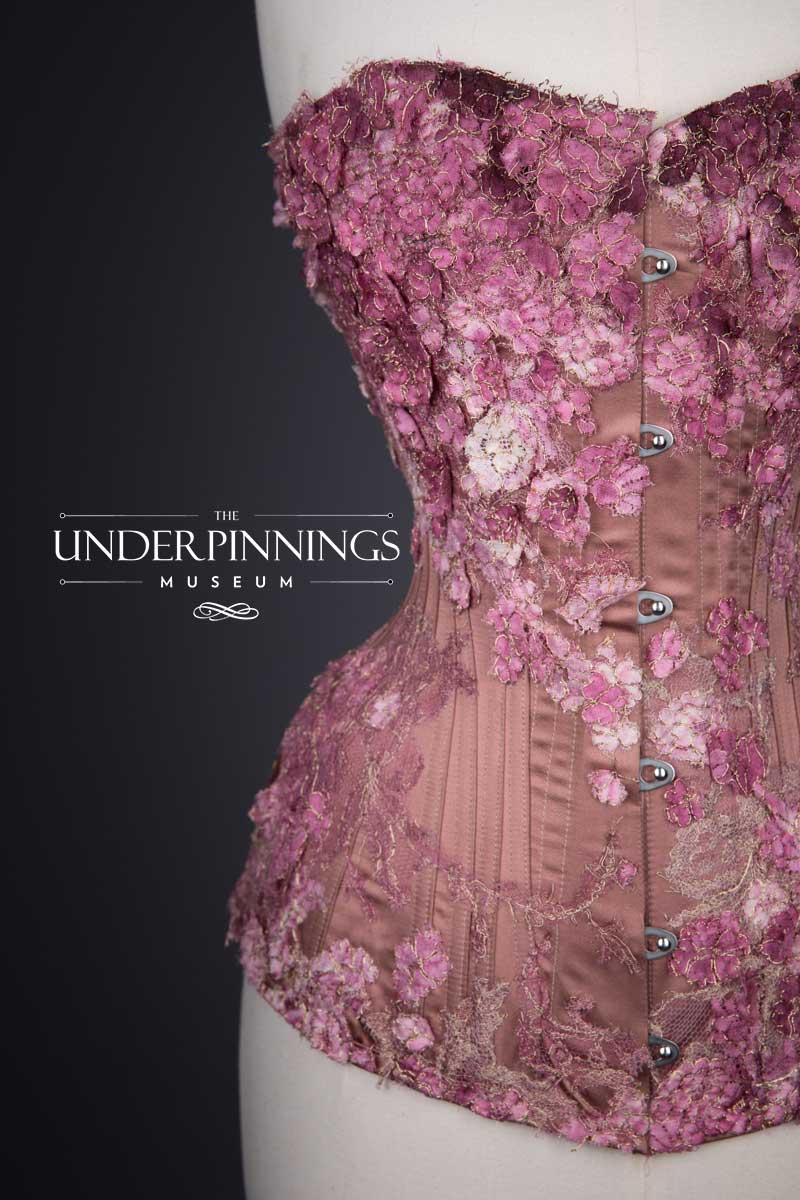 Gilded Lilies: A Sparklewren Retrospective at The Underpinnings