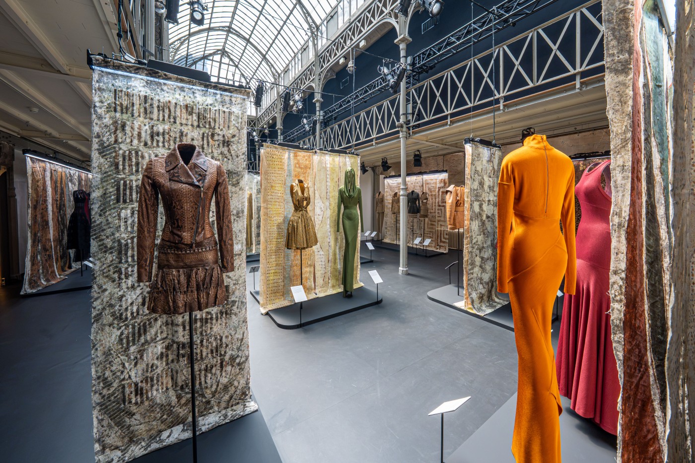 Azzédine Alaïa et l'Afrique by Saï-Stéphane Aït Ouarab, 2026. ©Fondation Azzedine Alaïa 
