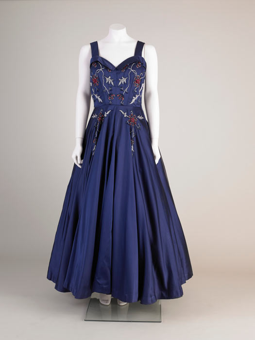 Blue silk satin dress © National Museums Liverpool
