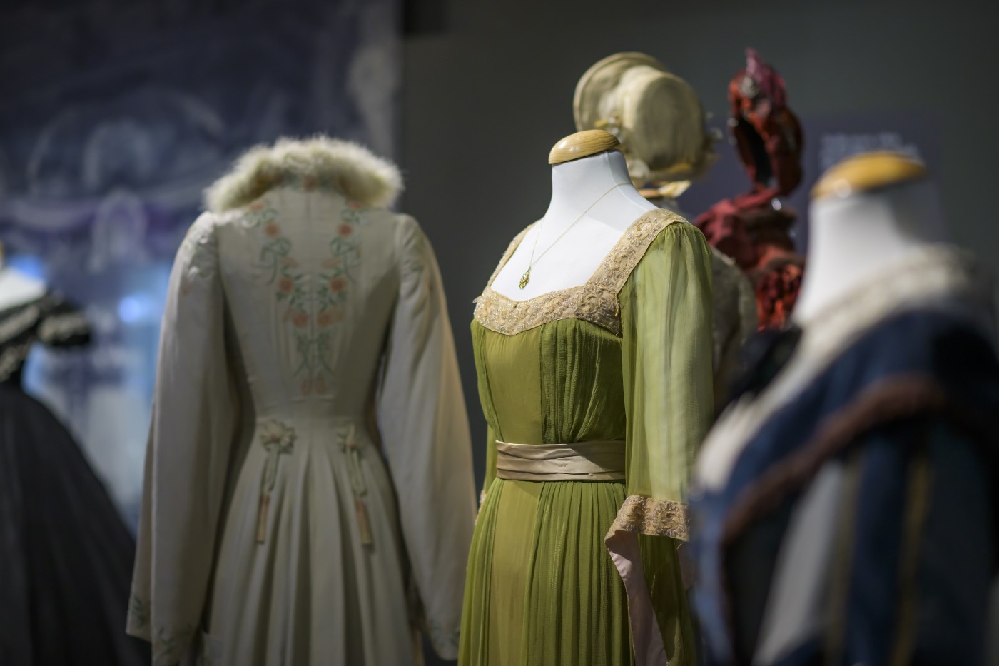 Costume Couture © Fashion and Textile Museum