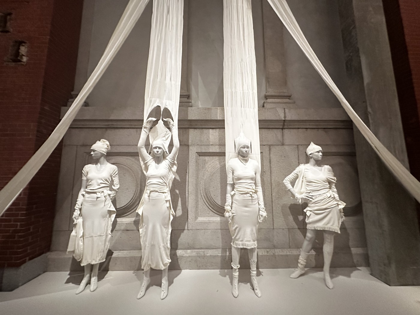 Epidermis: Miyake Design Studio (Japan founded 1970) Issey Miyake (Japanese 198-2022) “A-Poc Queen & “A-Poc King” Spring summer 1999. Costume Art © Photo Jane Francis