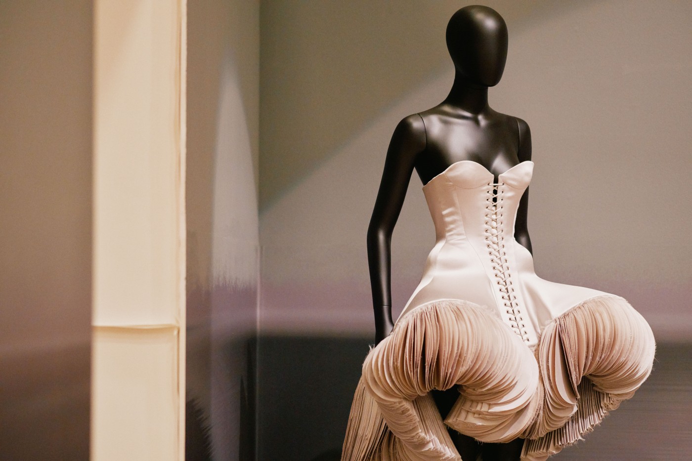 Behind the scenes of Schiaparelli: Fashion Becomes Art at V&A South Kensington ©Jamie Stoker