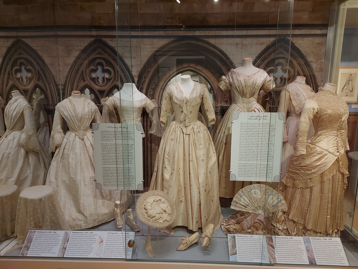 Marriage à la Mode, opening case, © Olive Matthews Collection, Chertsey Museum