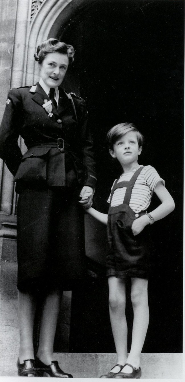 10th Duchess of Marlborough in a Red Cross Uniform. © Blenheim Palace