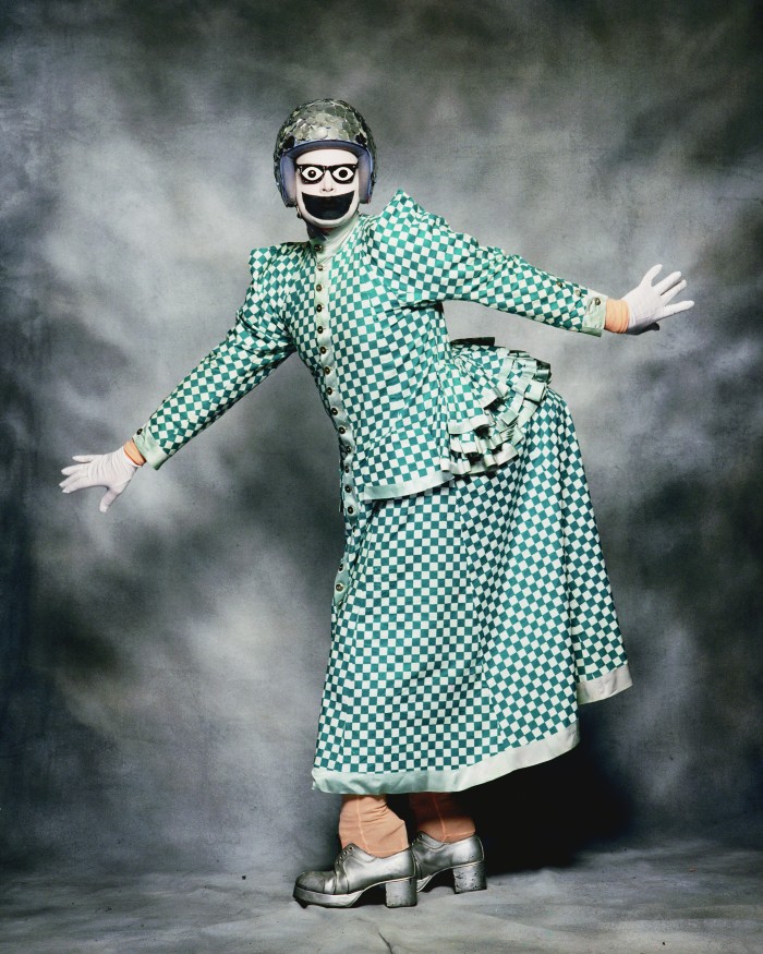 Fergus Greer Session 4, Look 17, August 1991 © Fergus Greer. Courtesy The Michael Hoppen Gallery