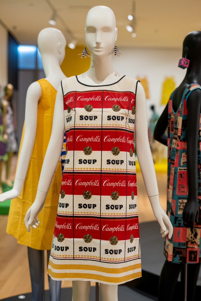 Unknown, Campbell’s Soup’s “Souper Dress”, 1966, silkscreen printed paper, cellulose and cotton. Collection of Phoenix Art Museum. Generation Paper: A Fashion Phenom of the 1960s at the Museum of Arts and Design, New York (March 18, 2023 to August 27, 2023).

Photo by Jenna Bascom; courtesy the Museum of Arts and Design.