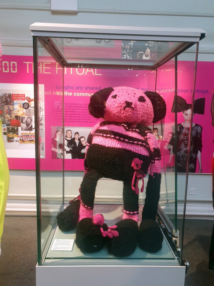 Black and Pink Oversized Hand Knitted Teddy Bear paired with Mini Crochet Teddy Bears SIBLING Autumn/Winter 2015 Menswear