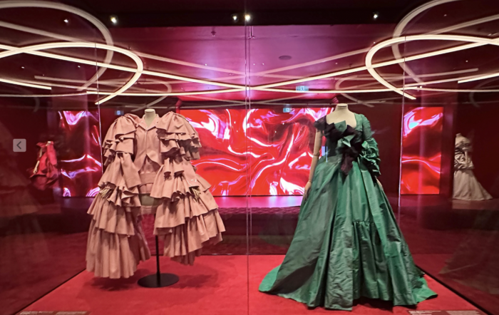 Rei Kawakubo (designer) -Comme des Garçons (fashion house) Tokyo-Look 17 from 18th Century Punk Collection AW 2016/17

Vivienne Westwood (designer) Watteau Evening dress -Les Femmes ne Connaissent pas toute leur Coquetterie Collection SS1996 © Jane Francis / NGV