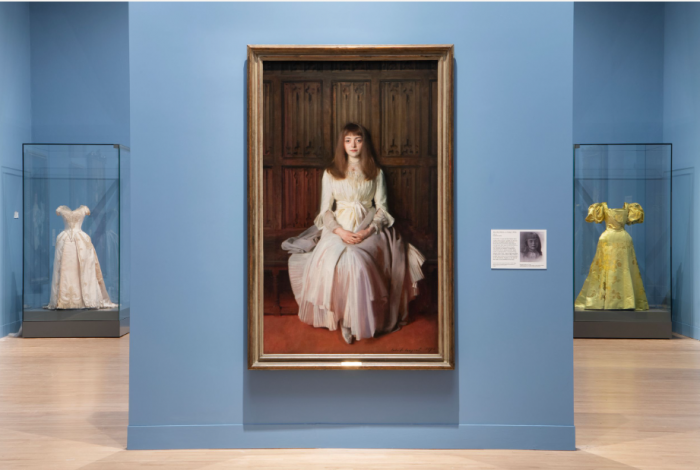 Sargent and Fashion installation view with Miss Elsie Palmer, 1889-90 and House of Worth dresses at Tate Britain 2024 
Photo © Tate (Jai Monaghan)