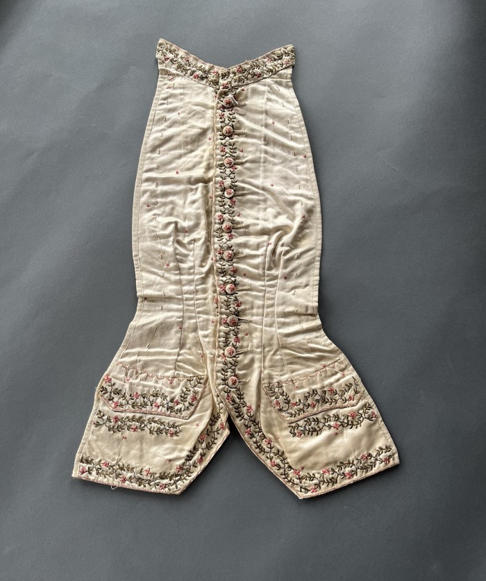 A women’s bodice front repurposed in the 1880s from an eighteenth-century male waistcoat.

The Salisbury Museum.